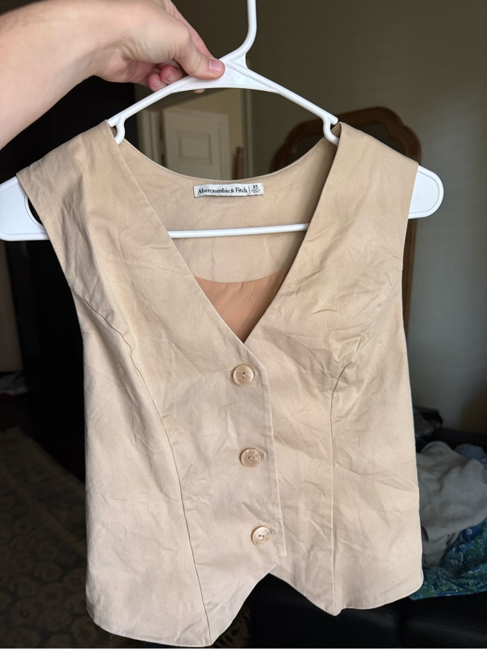 Abercrombie & Fitch Women's Tan Button-Front Vest Shirt
